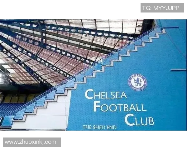 以足球球星7号英文名为灵感解析他背后的传奇与荣耀 以足球球星7号英文名为灵感解析他背后的传奇与荣耀